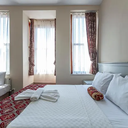 Ottomanzade Hotell 3*